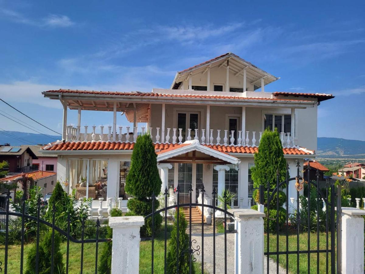 Белият Кът Appartement Sapareva Banya Buitenkant foto