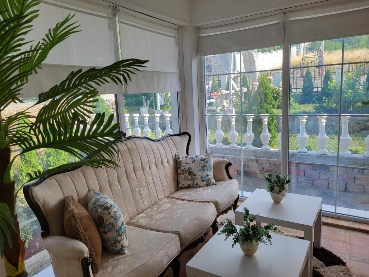 Белият Кът Appartement Sapareva Banya Buitenkant foto